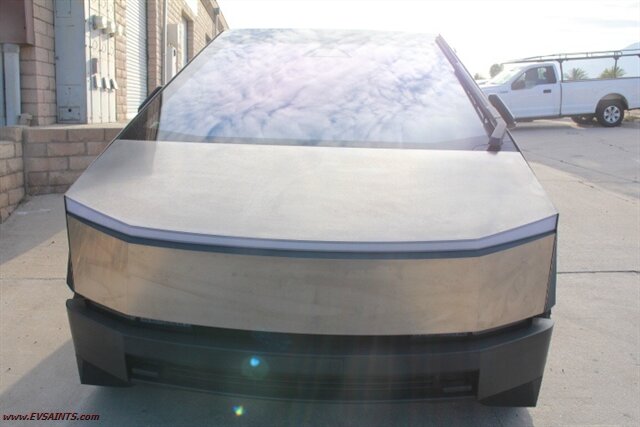 2024 Tesla Cybertruck Foundation AWD - Photo 2 - Rialto, CA 92376-8618