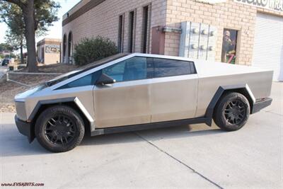 2024 Tesla Cybertruck Foundation AWD - Photo 4 - Rialto, CA 92376-8618