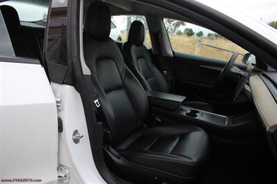 2022 Tesla Model 3   - Photo 12 - Rialto, CA 92376-8618