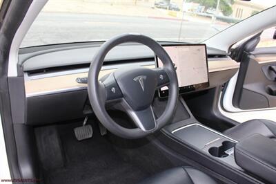 2022 Tesla Model 3   - Photo 17 - Rialto, CA 92376-8618