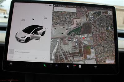 2022 Tesla Model 3   - Photo 4 - Rialto, CA 92376-8618