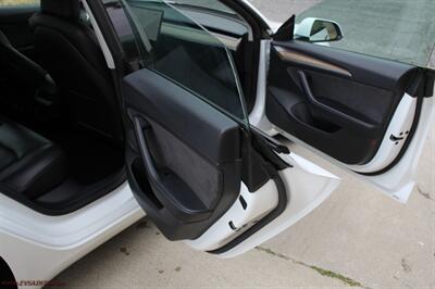 2022 Tesla Model 3   - Photo 10 - Rialto, CA 92376-8618