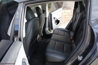 2025 Tesla Model 3 Long Range - Photo 11 - Rialto, CA 92376-8618