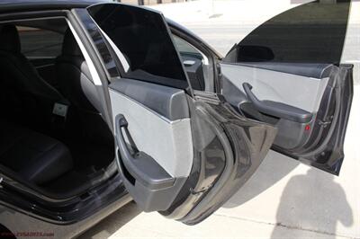 2025 Tesla Model 3 Long Range - Photo 9 - Rialto, CA 92376-8618