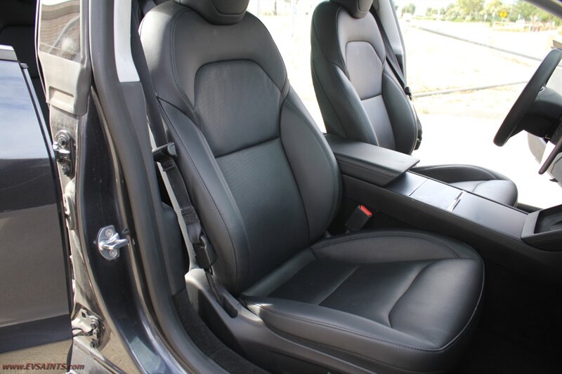 2025 Tesla Model 3 Long Range - Photo 14 - Rialto, CA 92376-8618