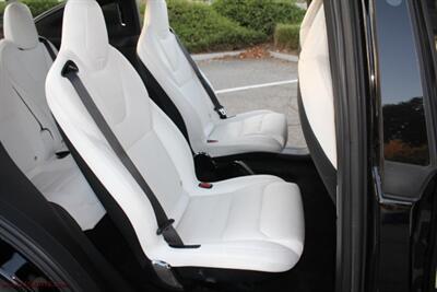 2022 Tesla Model X Palladium - Photo 11 - Rialto, CA 92376-8618