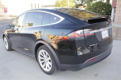 2019 Tesla Model X 100D  EV Warranty Great Deal We Finance - Photo 5 - Rialto, CA 92376-8618