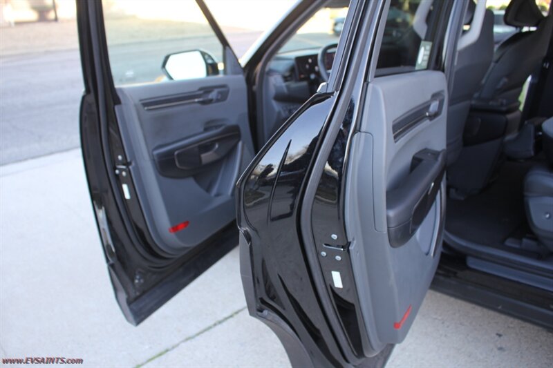 2024 Kia EV9 Black - Photo 12 - Rialto, CA 92376-8618