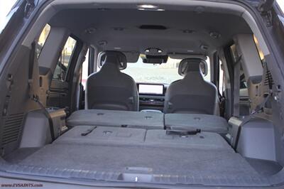 2024 Kia EV9 Black - Photo 17 - Rialto, CA 92376-8618