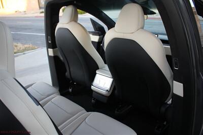 2023 Tesla Model X AWD Dual Motor  HW4 - Photo 12 - Rialto, CA 92376-8618