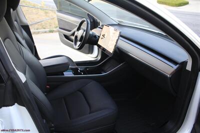 2020 Tesla Model 3 Standard Plus  EV Rebate - Finance - Warranty - Photo 13 - Rialto, CA 92376-8618