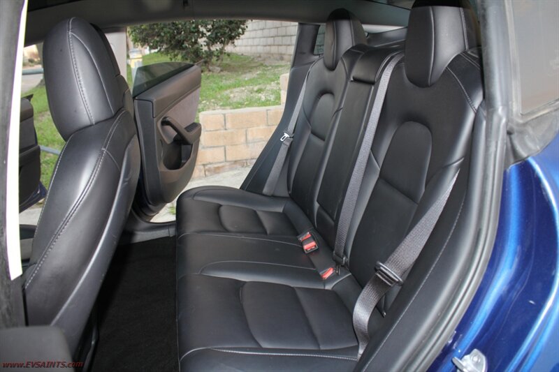 2022 Tesla Model 3 Long Range - Photo 14 - Rialto, CA 92376-8618