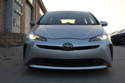 2022 Toyota Prius L Eco  We Finance - Photo 4 - Rialto, CA 92376-8618