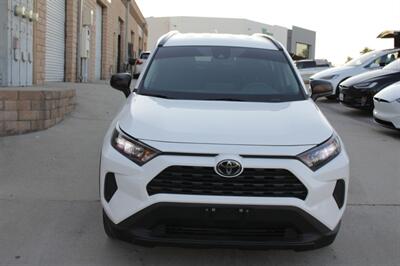 2021 Toyota RAV4 LE  We Finance - Photo 3 - Rialto, CA 92376-8618