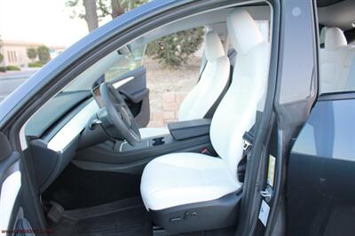 2023 Tesla Model Y Long Range AWD  WE FINACE - Photo 16 - Rialto, CA 92376-8618