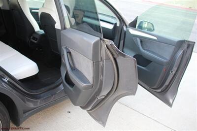 2023 Tesla Model Y Long Range AWD  WE FINACE - Photo 10 - Rialto, CA 92376-8618