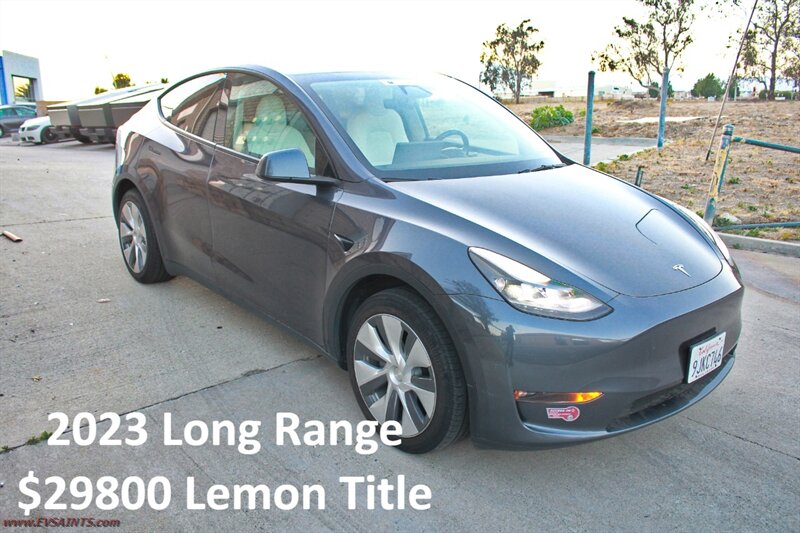 2023 Tesla Model Y Long Range AWD  WE FINACE - Photo 1 - Rialto, CA 92376-8618