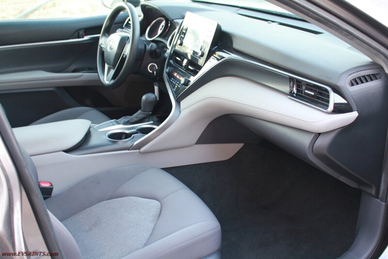 2024 Toyota Camry LE We Finance - Photo 12 - Rialto, CA 92376-8618