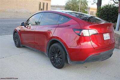 2024 Tesla Model Y Long Range  EV Rebate - Finance - Warranty - Photo 4 - Rialto, CA 92376-8618