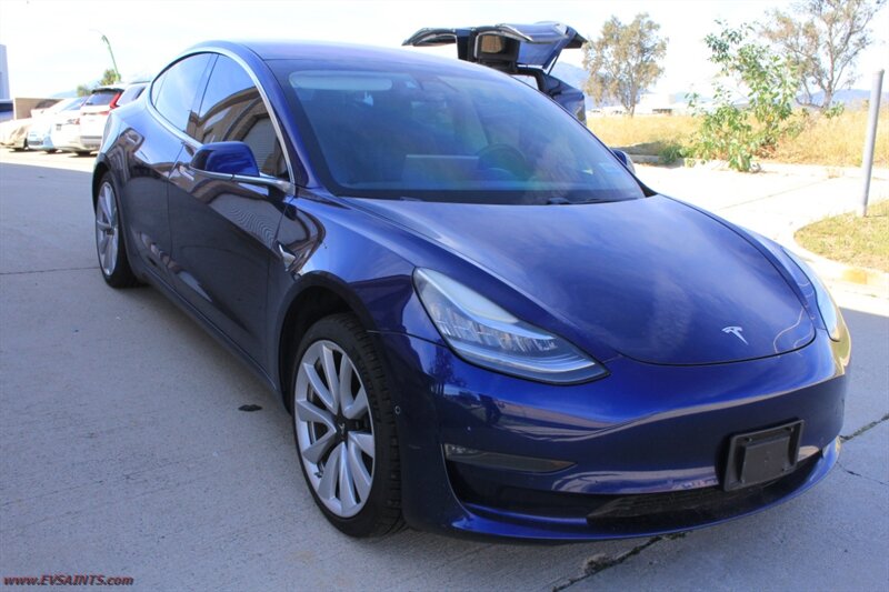 2018 Tesla Model 3 Long Range We Finance - Photo 2 - Rialto, CA 92376-8618