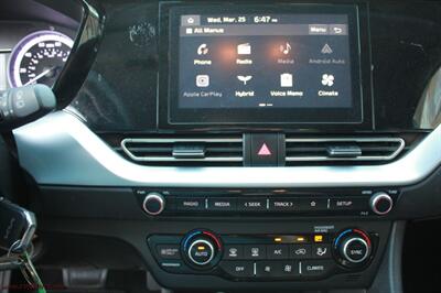 2022 Kia Niro FE  We Finance - Photo 21 - Rialto, CA 92376-8618