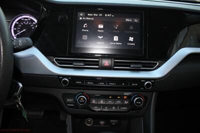 2022 Kia Niro FE  We Finance - Photo 20 - Rialto, CA 92376-8618