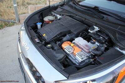 2022 Kia Niro FE  We Finance - Photo 17 - Rialto, CA 92376-8618