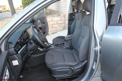 2022 Kia Niro FE  We Finance - Photo 13 - Rialto, CA 92376-8618