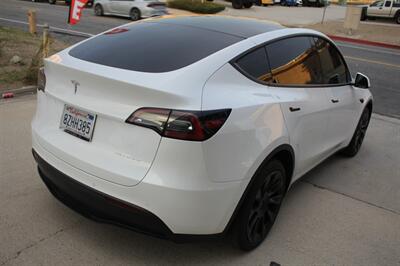 2022 Tesla Model Y Long Range  WARRANTY - FINANCING - CLEAN TITLE - Photo 8 - Rialto, CA 92376-8618