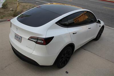 2022 Tesla Model Y Long Range  WARRANTY - FINANCING - CLEAN TITLE - Photo 9 - Rialto, CA 92376-8618