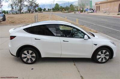 2023 Tesla Model Y Long Range  WE FINANCE - Photo 4 - Rialto, CA 92376-8618