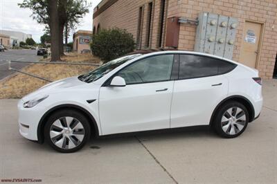 2023 Tesla Model Y Long Range  WE FINANCE - Photo 5 - Rialto, CA 92376-8618