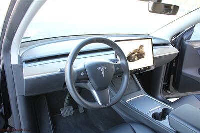 2023 Tesla Model Y Long Range  7 Passengers - Photo 18 - Rialto, CA 92376-8618