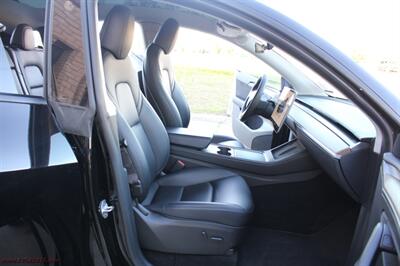 2023 Tesla Model Y Long Range  7 Passengers - Photo 15 - Rialto, CA 92376-8618