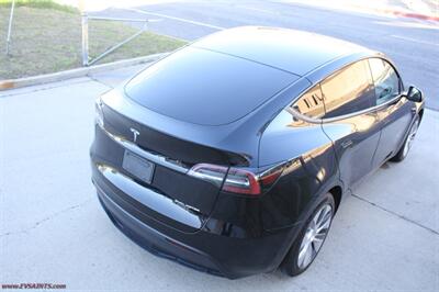 2023 Tesla Model Y Long Range  7 Passengers - Photo 8 - Rialto, CA 92376-8618