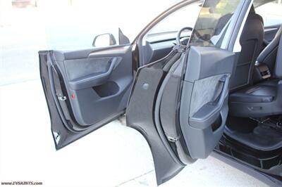 2023 Tesla Model Y Long Range  7 Passengers - Photo 11 - Rialto, CA 92376-8618