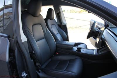 2023 Tesla Model Y Long Range  WARRANTY - FINANCING - Photo 13 - Rialto, CA 92376-8618