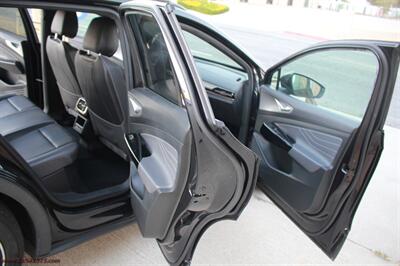 2023 Volkswagen ID.4 Pro S Finance Available - Photo 14 - Rialto, CA 92376-8618