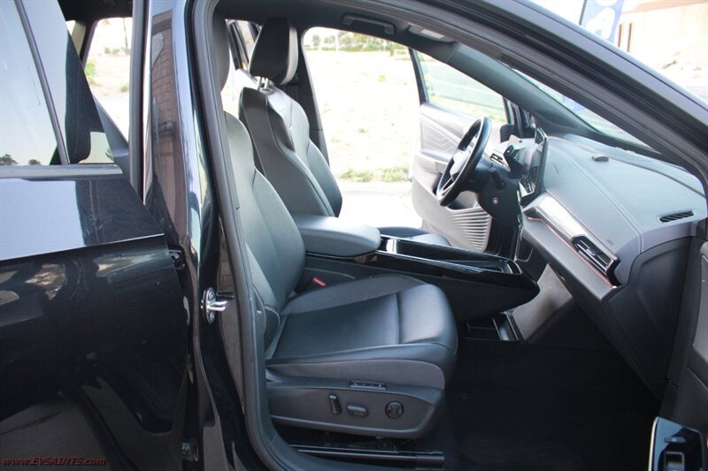 2023 Volkswagen ID.4 Pro S Finance Available - Photo 16 - Rialto, CA 92376-8618