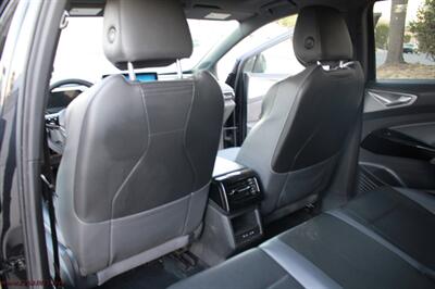 2023 Volkswagen ID.4 Pro S Finance Available - Photo 18 - Rialto, CA 92376-8618