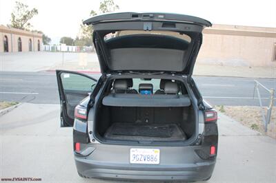 2023 Volkswagen ID.4 Pro S Finance Available - Photo 10 - Rialto, CA 92376-8618