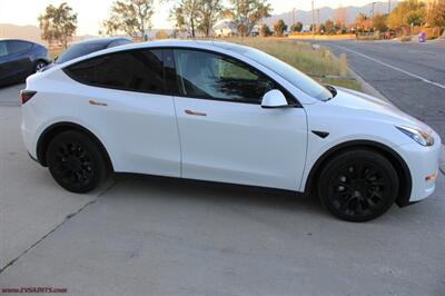 2022 Tesla Model Y Long Range  We Finance - Photo 4 - Rialto, CA 92376-8618