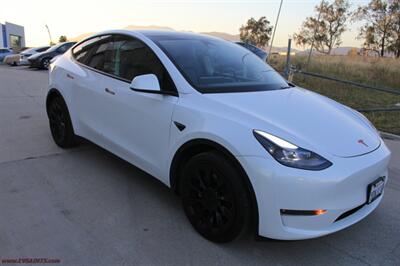 2022 Tesla Model Y Long Range  We Finance - Photo 2 - Rialto, CA 92376-8618