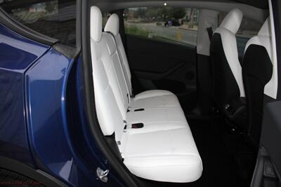 2025 Tesla Model Y Long Range - Photo 13 - Rialto, CA 92376-8618
