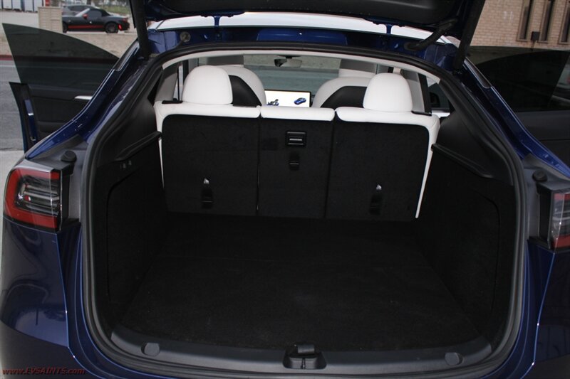 2025 Tesla Model Y Long Range - Photo 19 - Rialto, CA 92376-8618