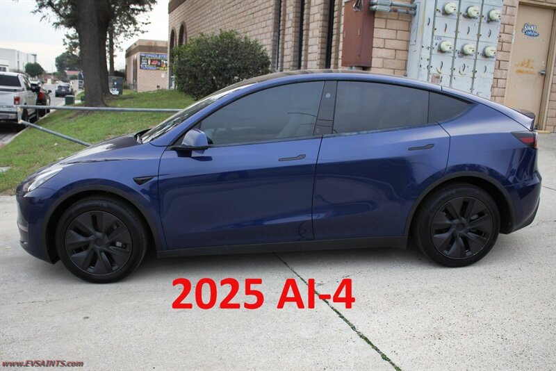 2025 Tesla Model Y Long Range - Photo 2 - Rialto, CA 92376-8618