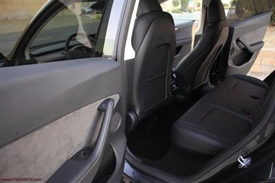 2024 Tesla Model Y Long Range  Easy Finance Available - Photo 13 - Rialto, CA 92376-8618