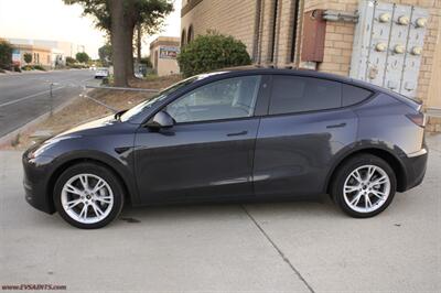 2024 Tesla Model Y Long Range  Easy Finance Available - Photo 4 - Rialto, CA 92376-8618