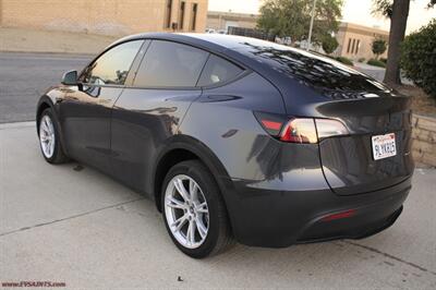 2024 Tesla Model Y Long Range  Easy Finance Available - Photo 5 - Rialto, CA 92376-8618