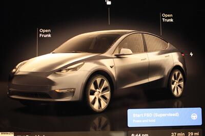 2023 Tesla Model Y Long Range  Full Warranty Coverage - Photo 23 - Rialto, CA 92376-8618